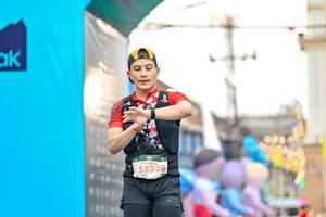 BIB: 5252
                            <button type="button" onclick="openModal(24883444)" class="btn btn-primary btn-sm float-right btn-popup" data-toggle="modal" data-target=".modal-high-quality">
                        <i class="fas fa-shopping-cart"></i> Add to Cart
                    </button>
                                            <button type="button" onclick="isThisMe(24883444, true)" class="btn btn-success btn-sm float-right btn-popup btn-isme hidden" data-toggle="tooltip" data-placement="bottom" title="นี่คือรูปของคุณใช่ไหม คลิกที่นี่เพื่อเอาเข้าอัลบั้ม">
                        <i class="fas fa-plus"></i> Add to album
                    </button>
                    <button type="button" onclick="isThisMe(24883444, false)" class="btn btn-warning btn-sm float-right btn-popup btn-isnotme hidden">
                        <i class="fas fa-ban"></i> Remove from album
                    </button>